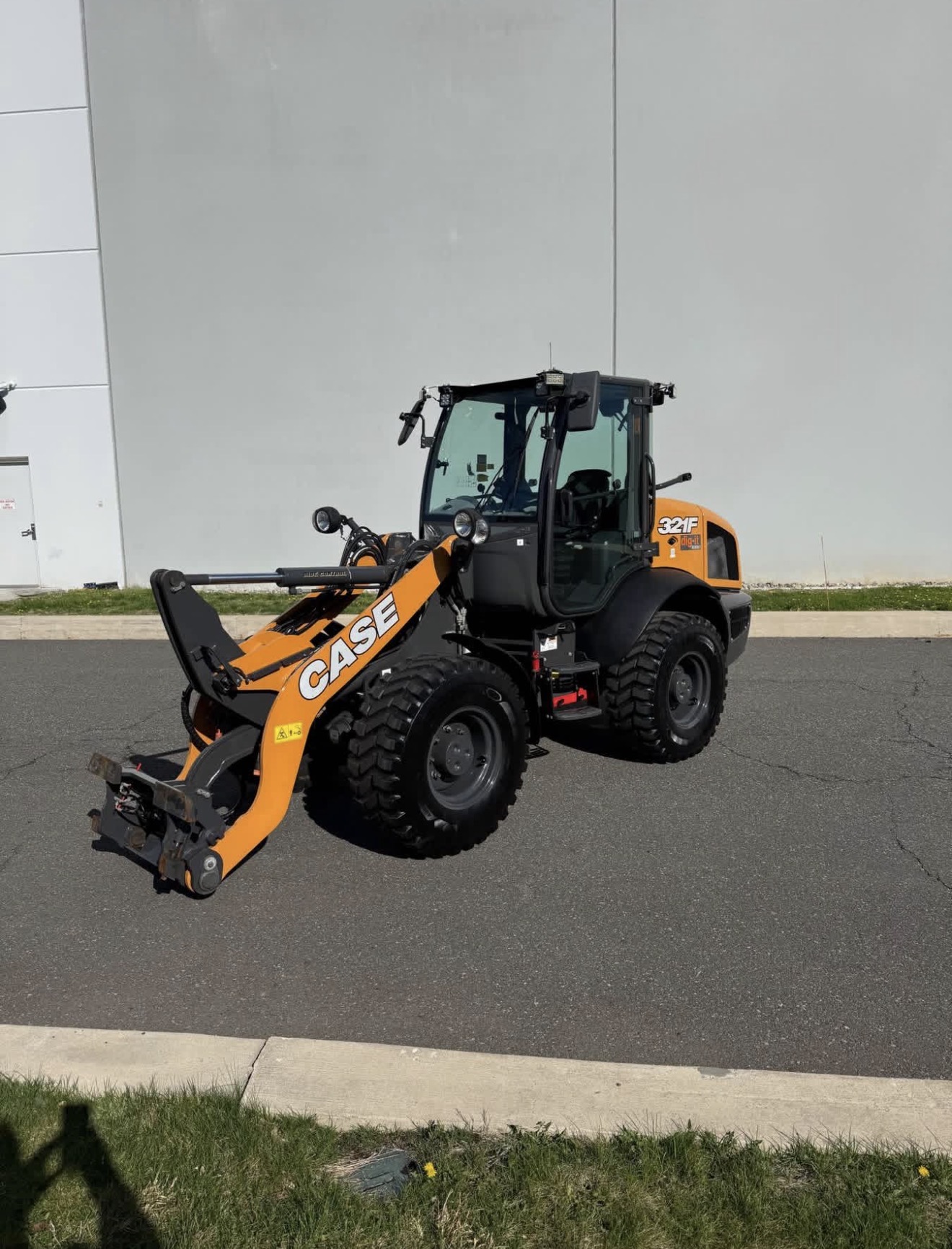 2025 CASE 321F Compact Wheel Loader